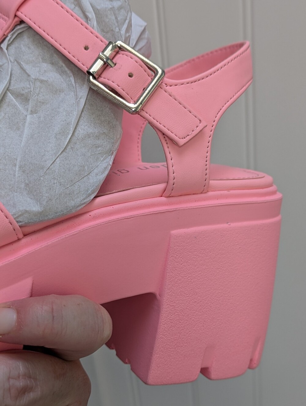 Madden Girl Galexia Strappy Platform Fisherman Sandal in Paris Pink - Picture 12 of 13